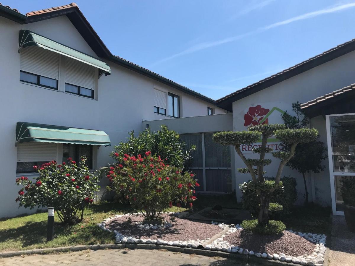 Готель Les Jardins D'Oleron Сен-П'єрр-д'Олерон Екстер'єр фото